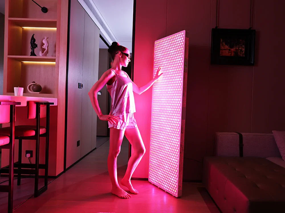 The Role and Clinical Advantages of Red Light Panels in Pain Management